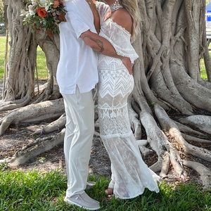 Grace loves lace wedding dress